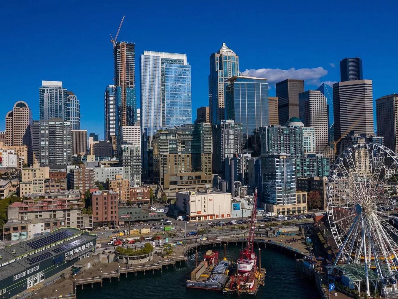 Luxury 1bedroom 1bath Ferris Wheel Water Views * Seattle