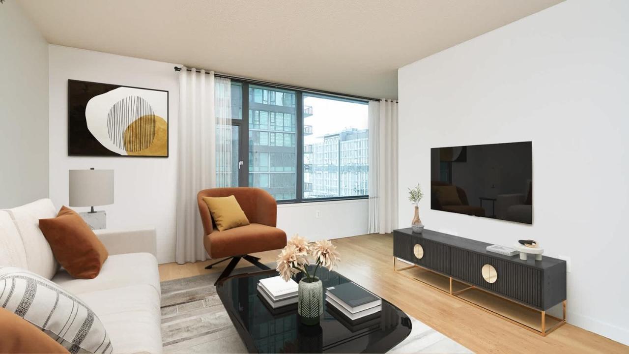 Apartment Luxury 1bedroom 1bath Ferris Wheel Water Views